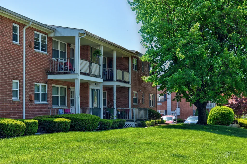 Allen Gardens Apartments