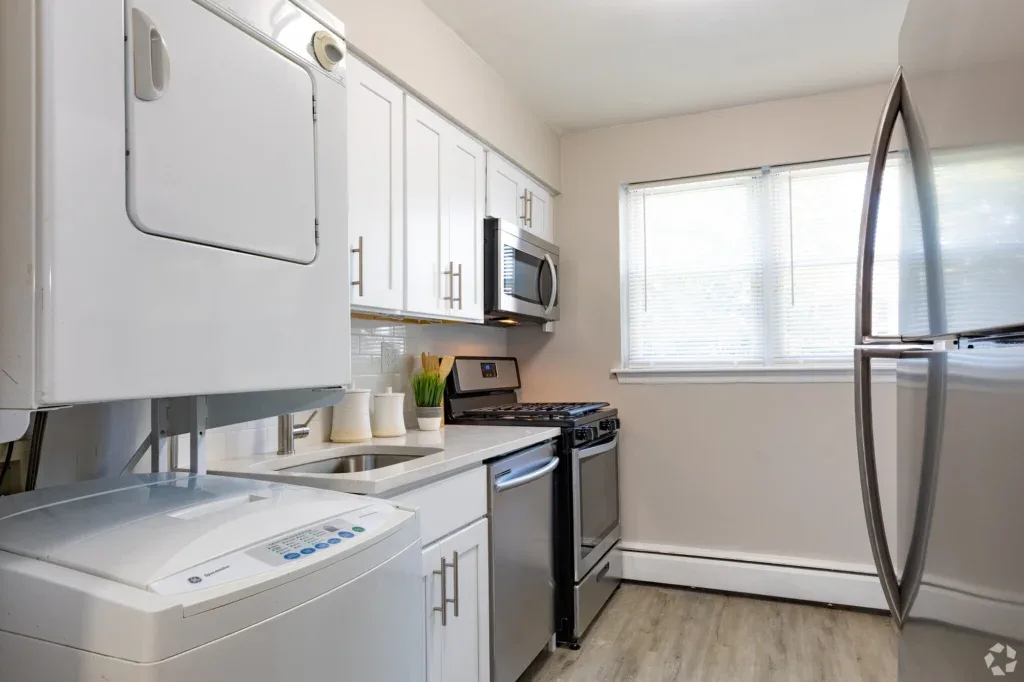 Allen Gardens Apartments