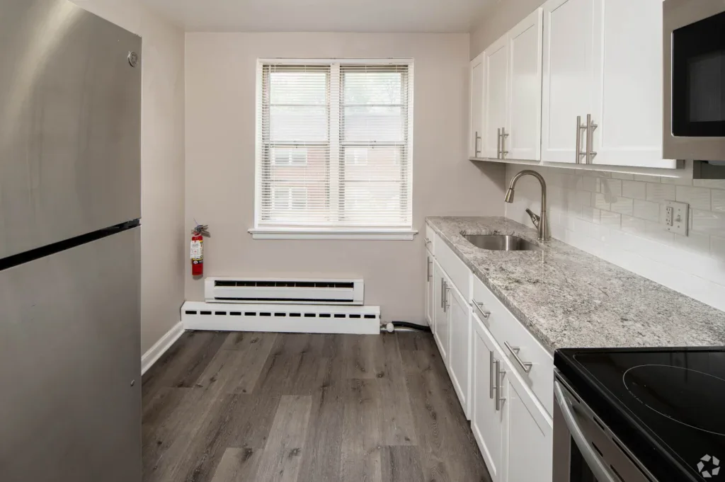 Arbor Grove Apartments