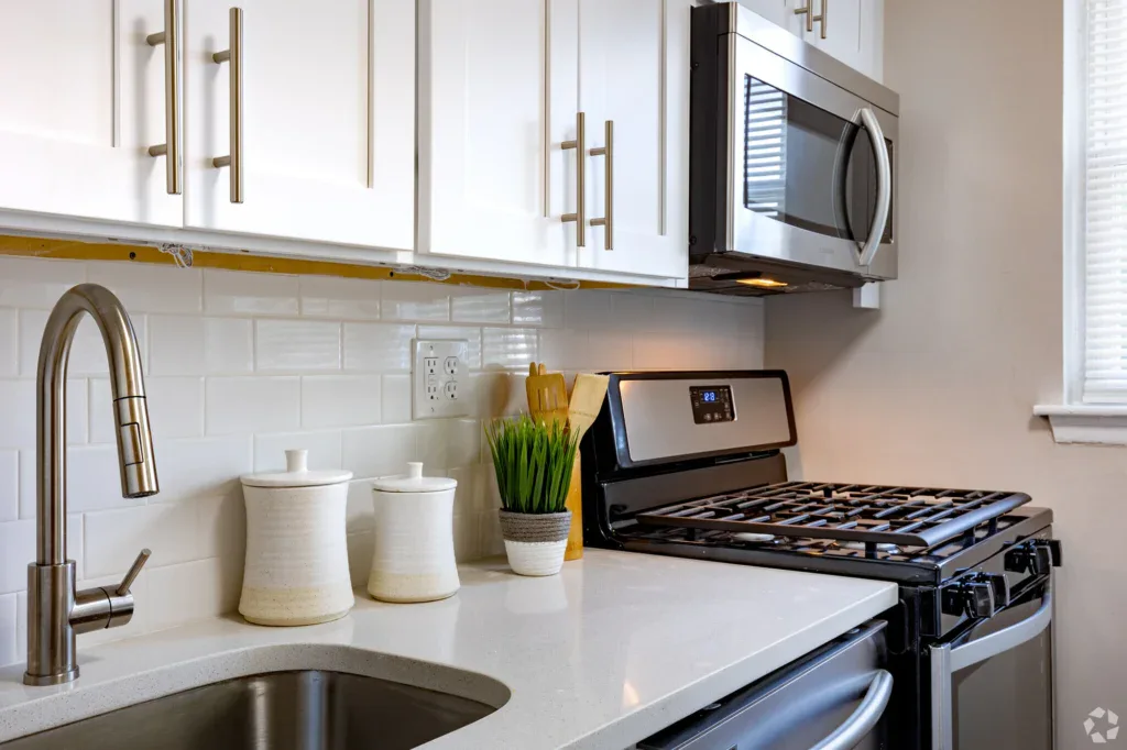 Allen Gardens Apartments