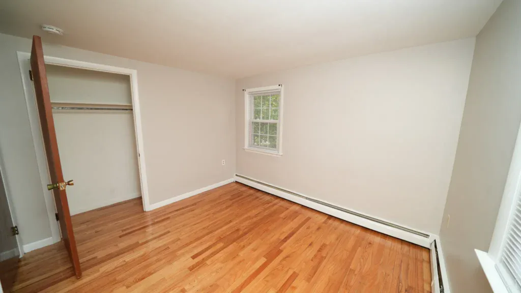 Brookside 3 Bed Townhome Bedroom in Pottstown
