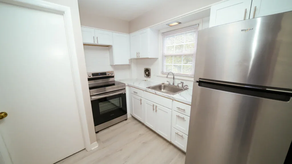 Brookside 3 Bed Townhome Kitchen in Pottstown