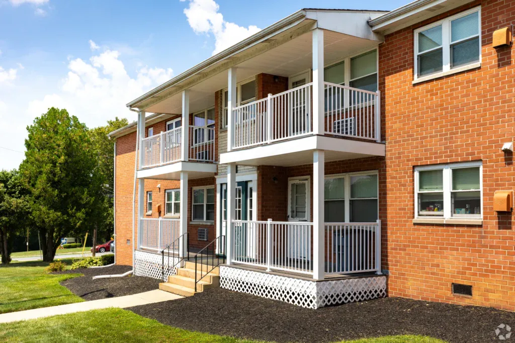 Allen Gardens Apartments