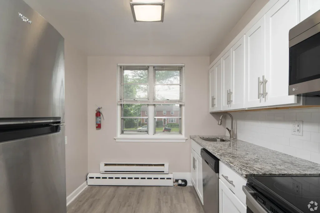 Arbor Grove Apartments