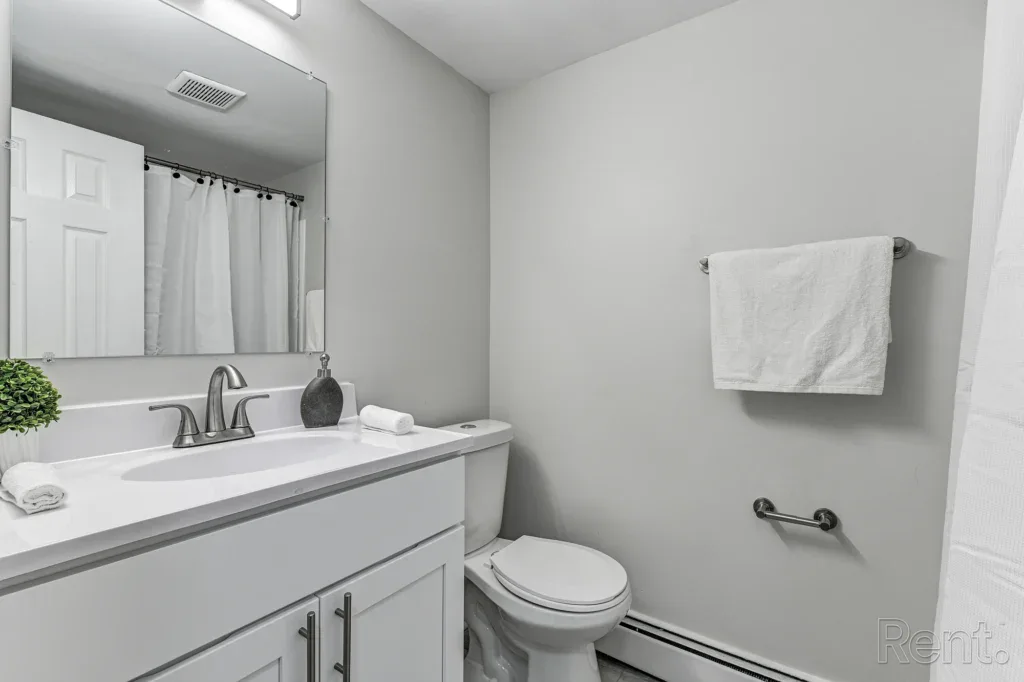 Glen Brook Apartments