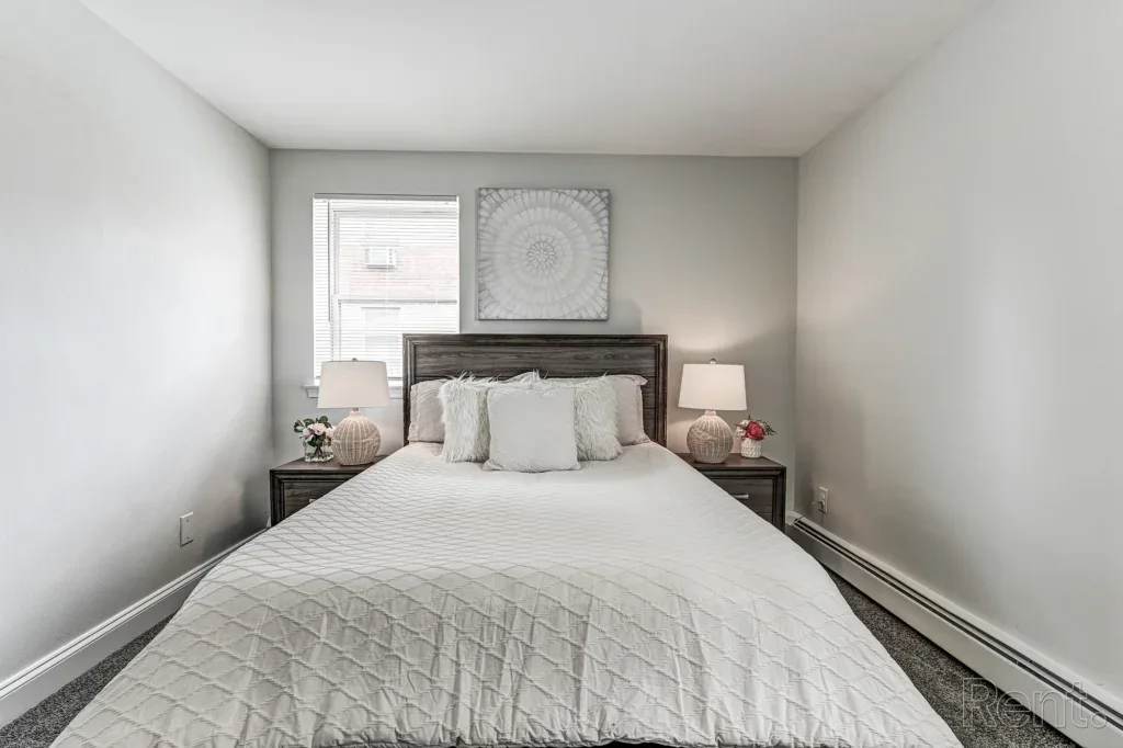Glen Brook Apartments