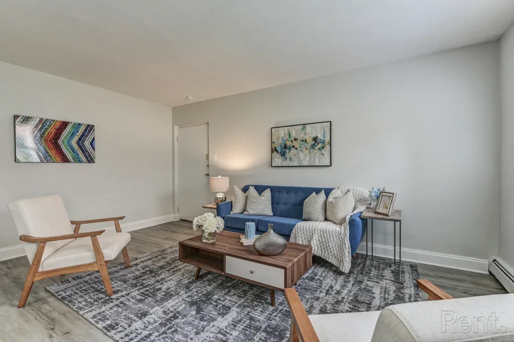 Glen Brook Apartments