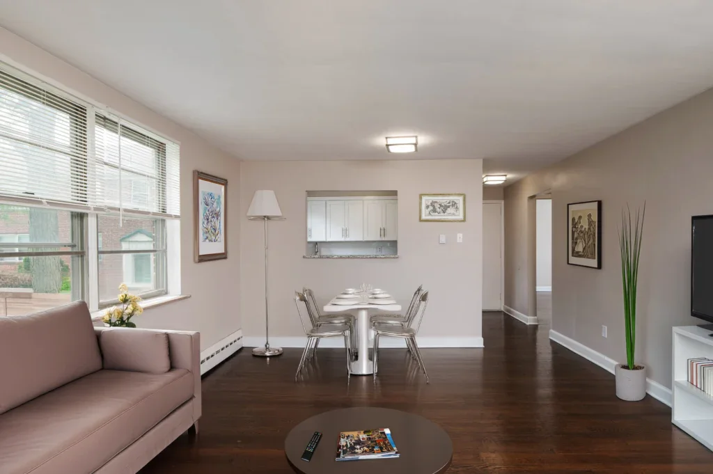 Arbor Grove Apartments