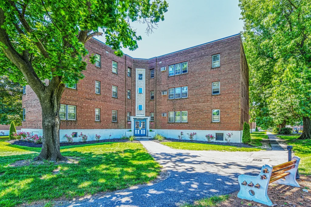 Tremont Apartments