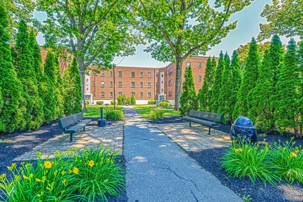 Tremont Apartments