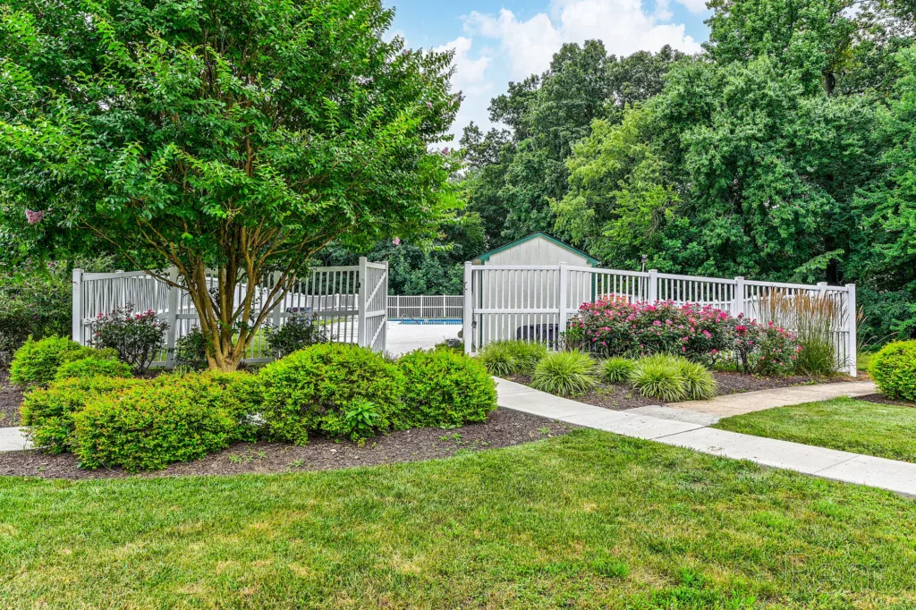 Hidden Creek Apartments