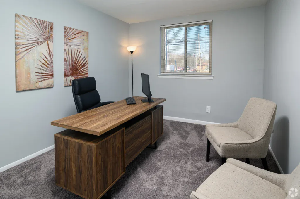 Iron Hill Apartments