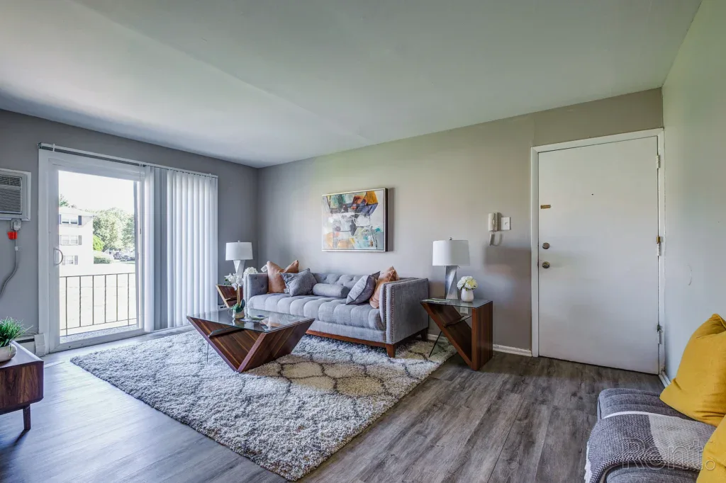 Liberty Square Apartments
