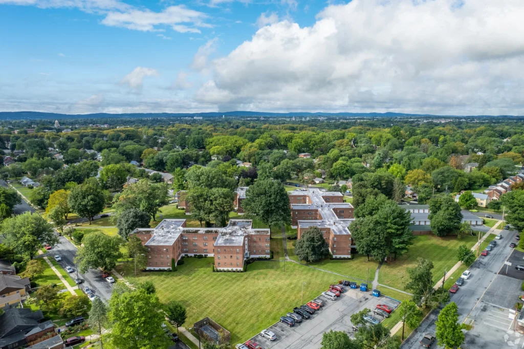 Tremont Apartments