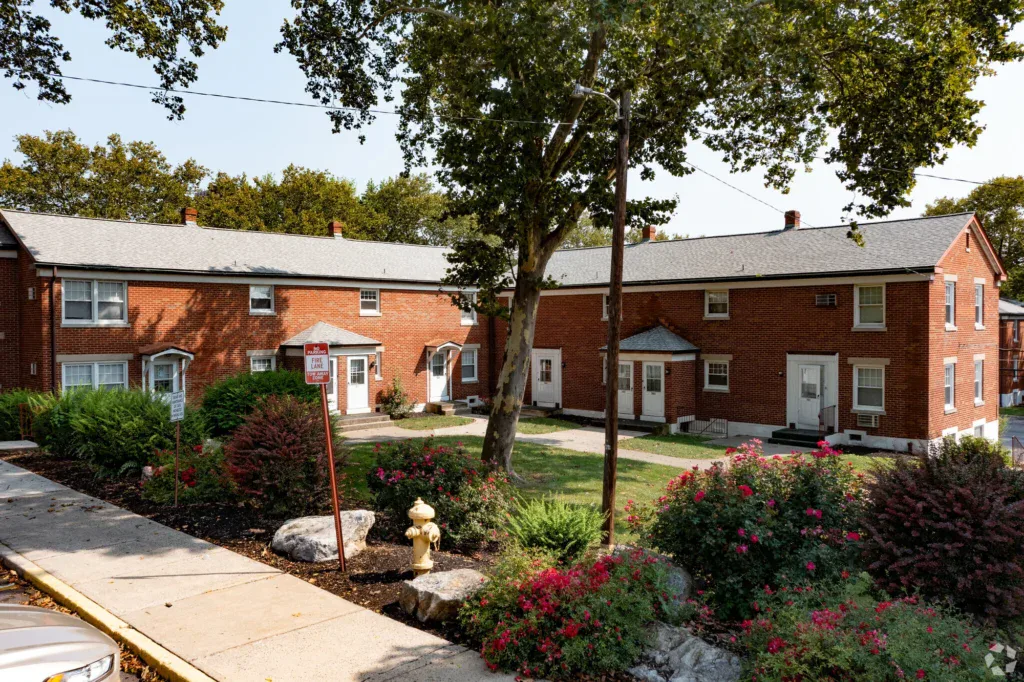 High Pointe Apartments