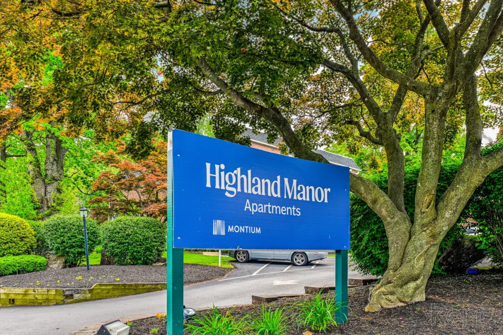 Highland Manor Apartments