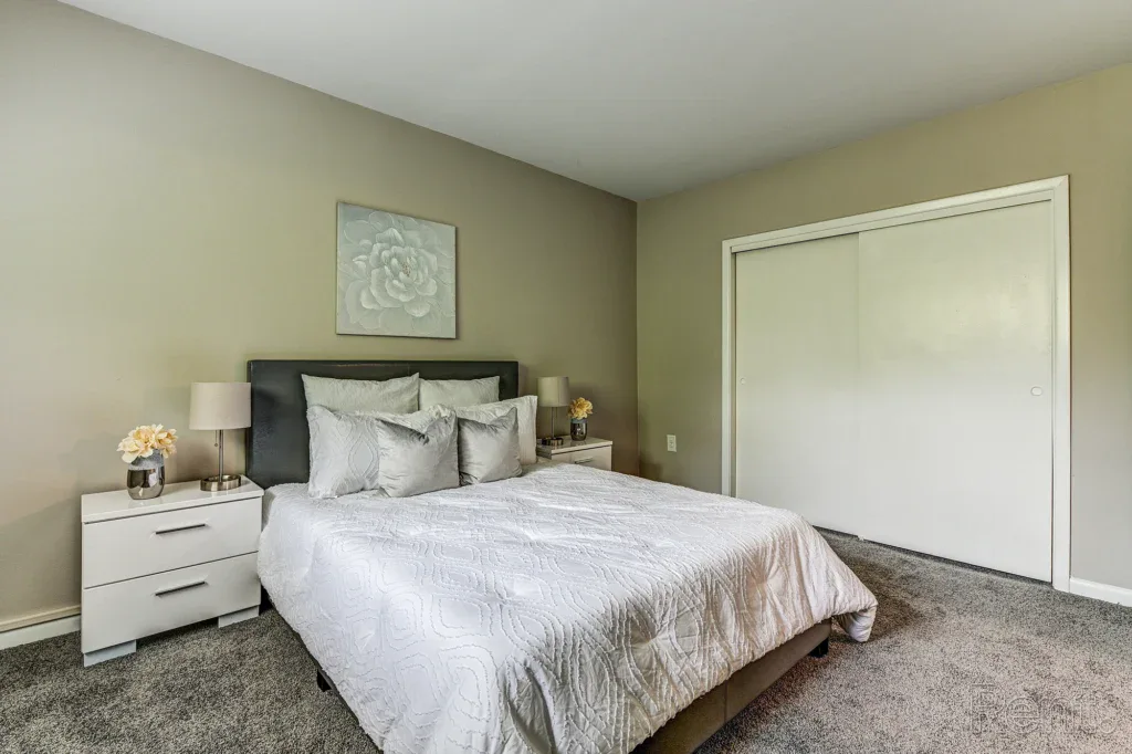 Highland Manor Apartments