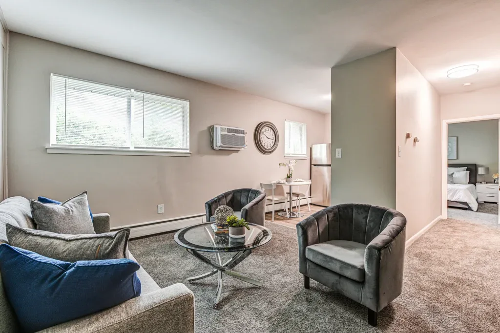 Highland Manor Apartments