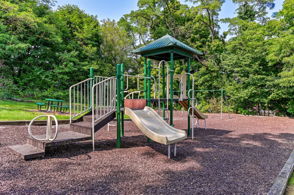 Valley View Apartments