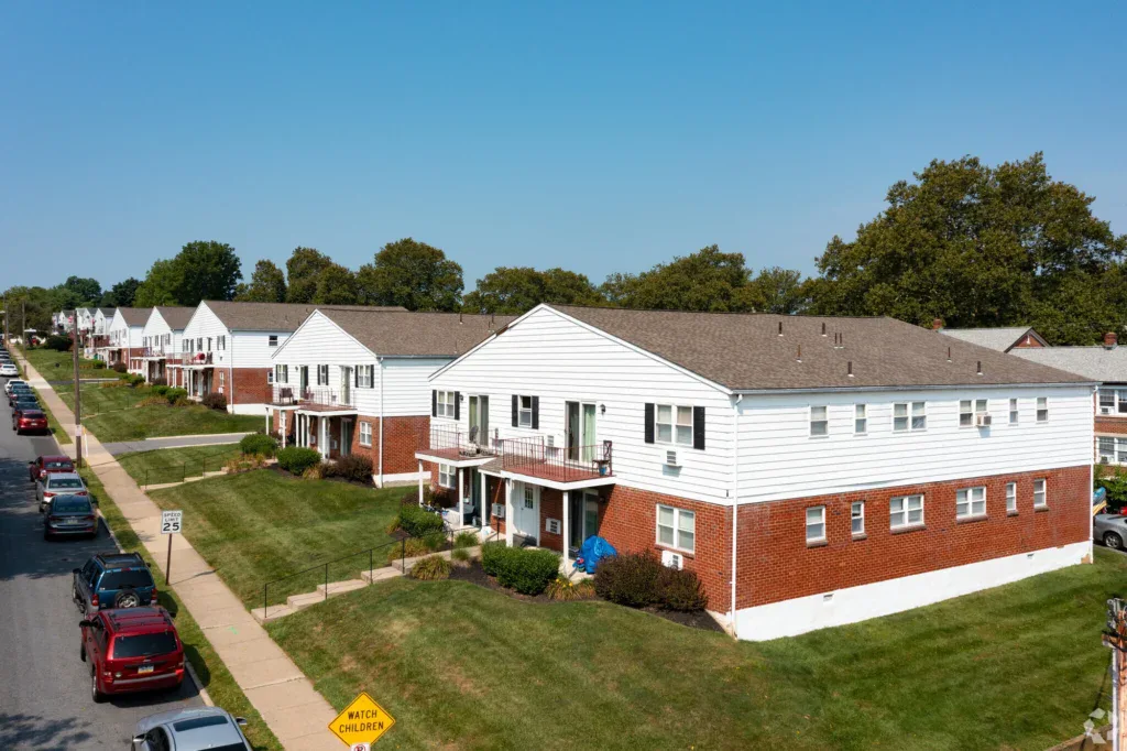 High Pointe Apartments