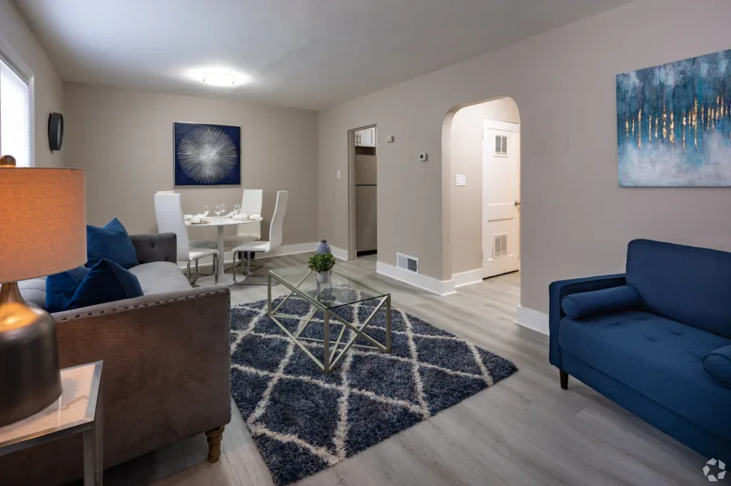 High Pointe Apartments