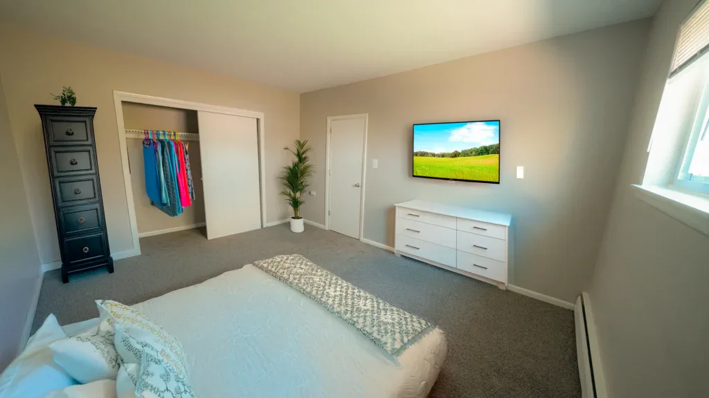 Highland Manor Apartments