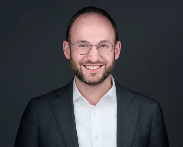 Israel Mendlowitz Headshot