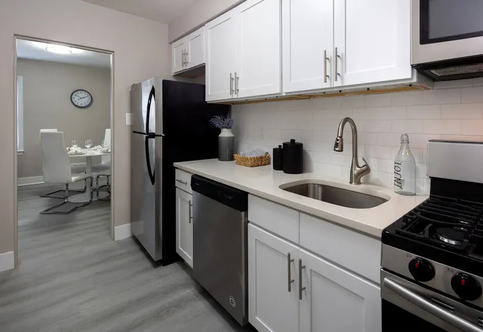 Oak Hollow Apartments