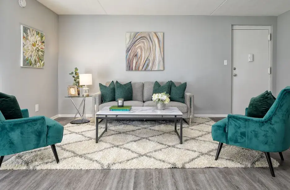 Oak Hollow Apartments