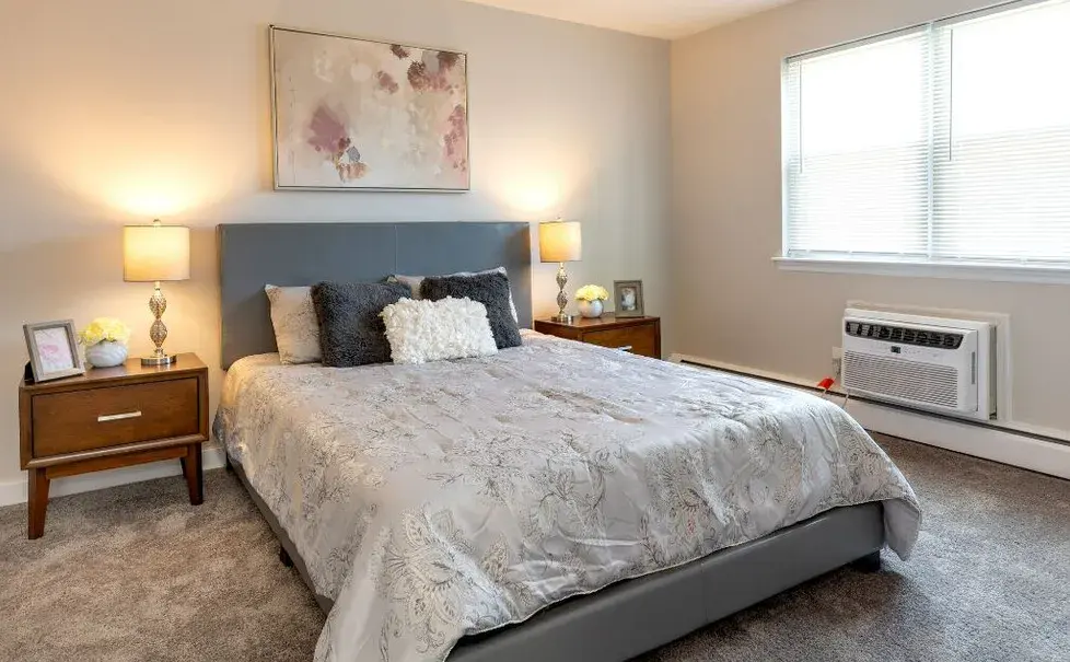 Oak Hollow Apartments