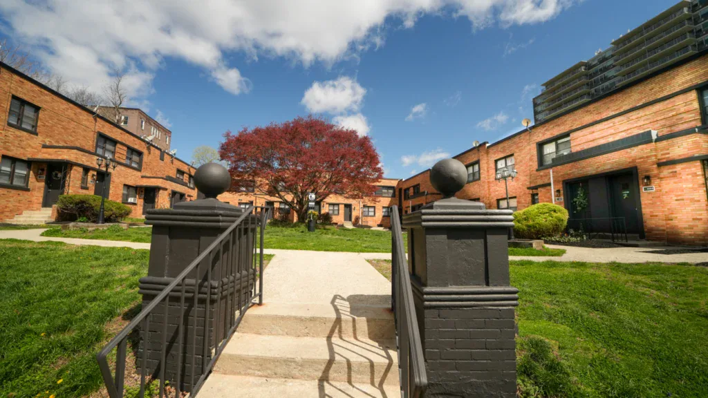 Wynmawr Court Apartments