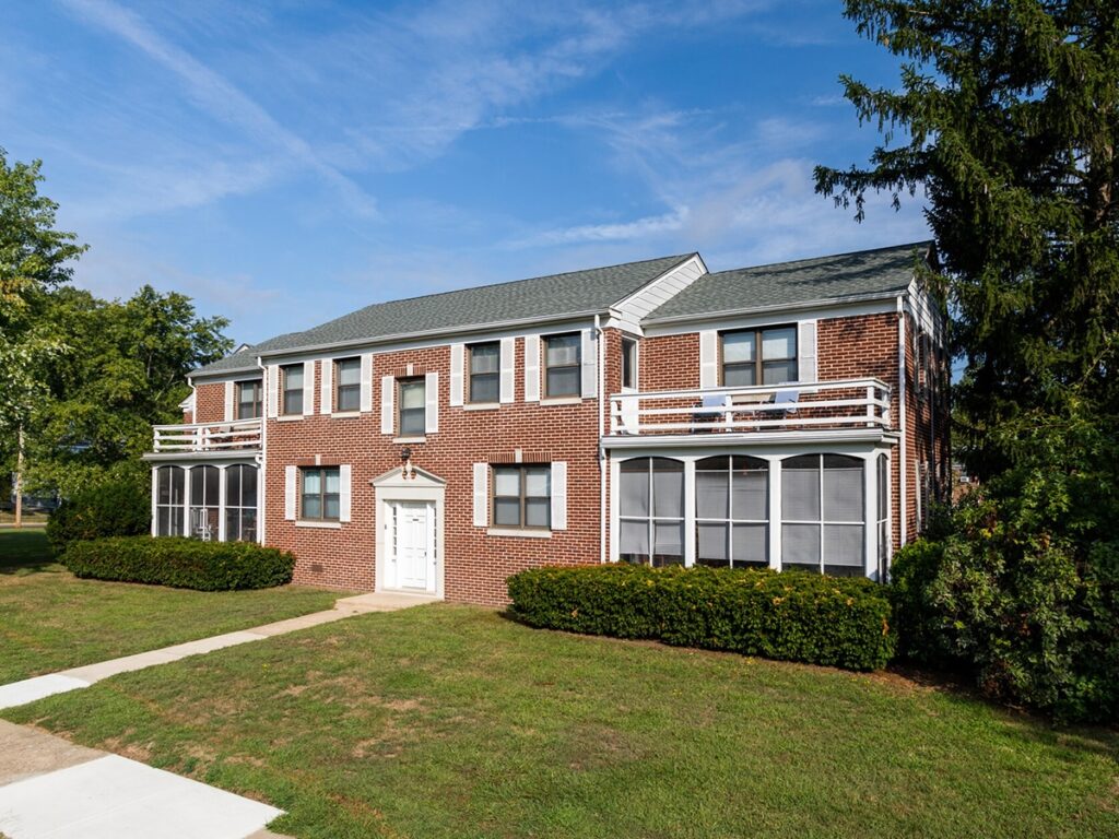 Walking Path of Grandview Apartments in Pitman, NJ