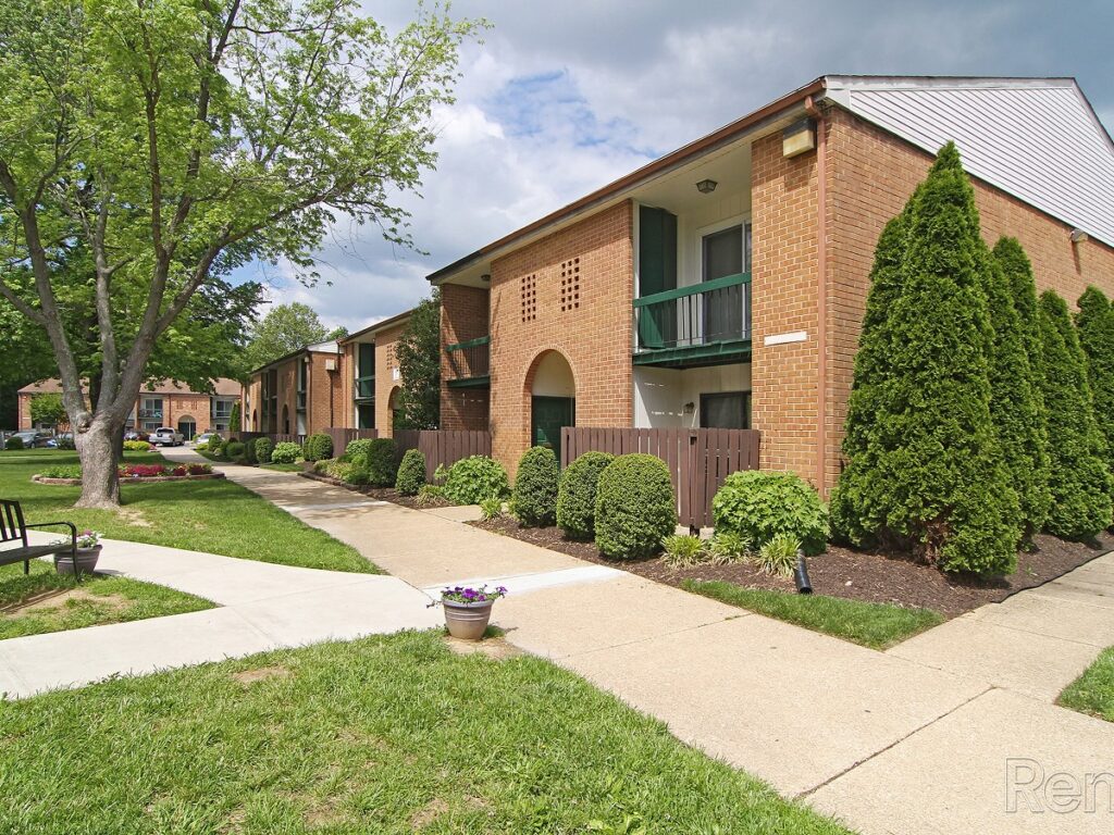 Walking Path at Hidden Creek Apartments in Newark, Delaware