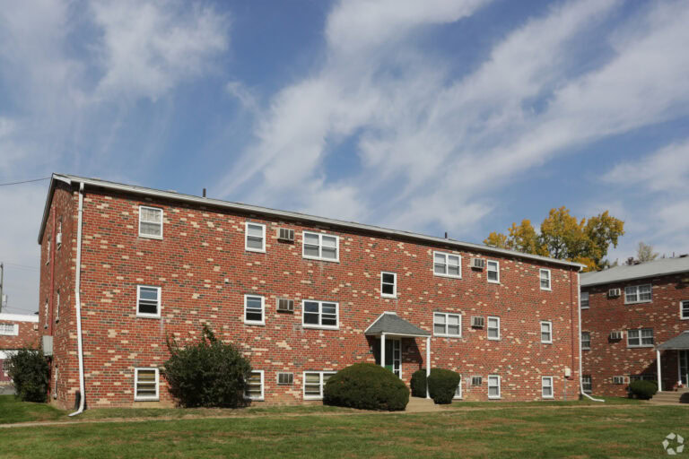 Bensalem's Riverview Crossings Apartments