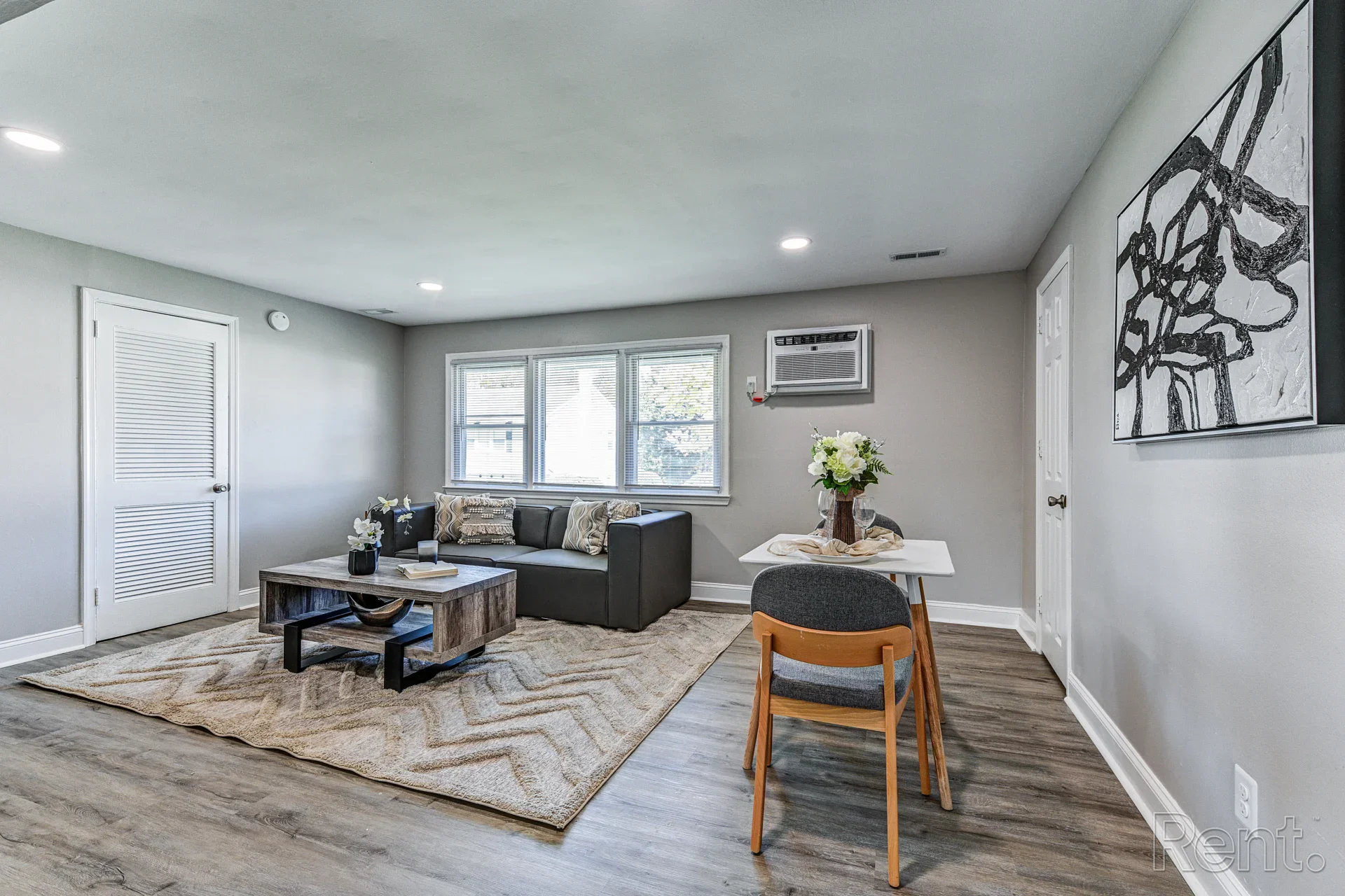 Hampton Court Apartments Barrington NJ