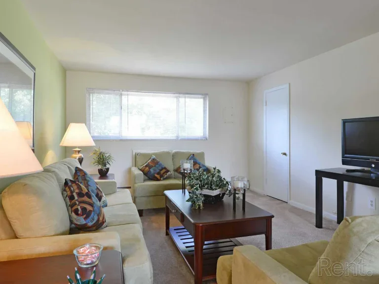 Laurel Manor Apartments Secane