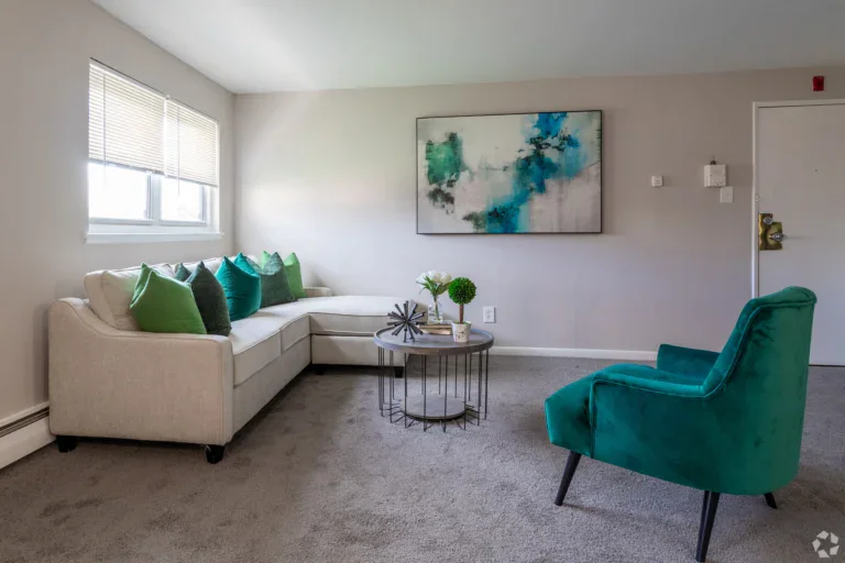 Riverview Crossings Apartments Bensalem
