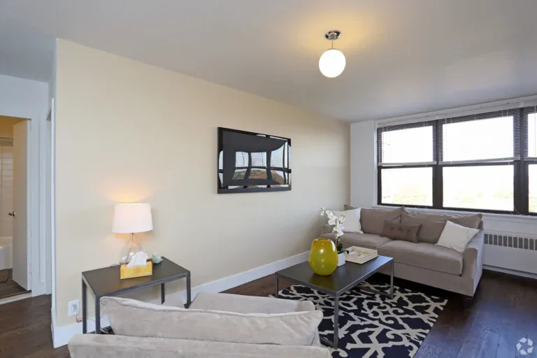 The Avenue at East Falls Apartments Philadelphia